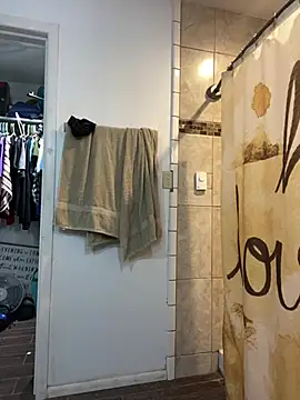 Snapshot of Prettyboiflaco chatting on December 16, 2024, 4:02 am Prettyboiflaco online show from December 16, 2024, 4:02 am