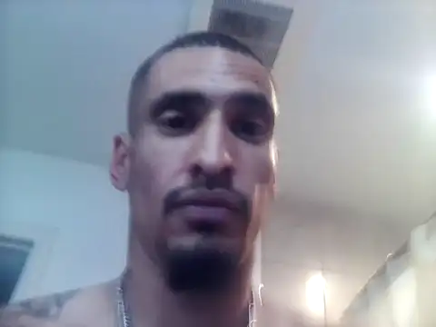 Snapshot of Prettyboiflaco chatting on December 30, 2024, 10:34 pm Prettyboiflaco online show from December 30, 2024, 10:34 pm