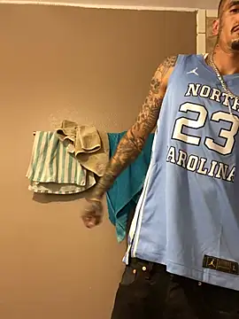 Snapshot of Prettyboiflaco chatting on February 9, 2025, 8:22 am Prettyboiflaco online show from February 9, 2025, 8:22 am