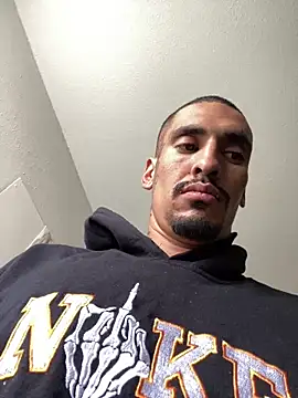 Snapshot of Prettyboiflaco chatting on February 18, 2025, 9:31 pm Prettyboiflaco online show from February 18, 2025, 9:31 pm