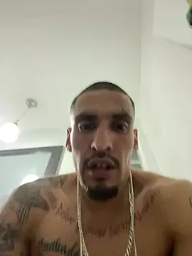 Snapshot of Prettyboiflaco chatting on February 26, 2025, 8:59 am Prettyboiflaco online show from February 26, 2025, 8:59 am