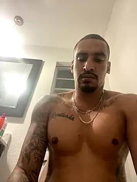 Snapshot of Prettyboiflaco chatting on September 21, 2025, 2:24 am Prettyboiflaco online show from September 21, 2025, 2:24 am