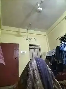 naxusxh online show from October 8, 2025, 7:44 pm