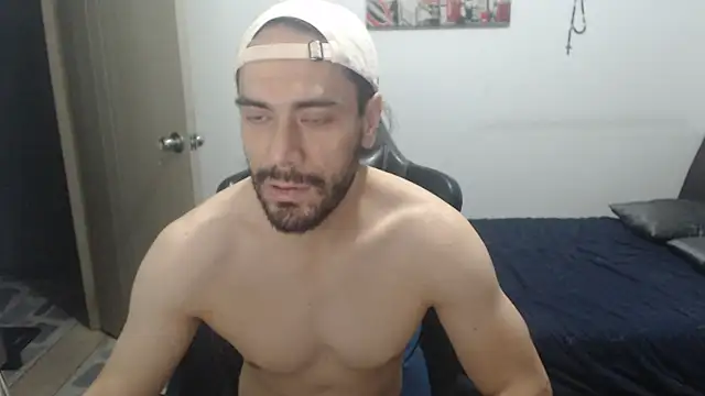 Snapshot of samuelgarcia_ chatting on April 21, 2026, 7:47 am samuelgarcia online show from April 21, 2026, 7:47 am