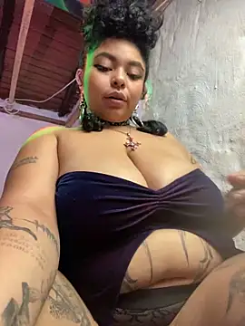 PrincessLauren420 online show from January 9, 2025, 7:40 pm