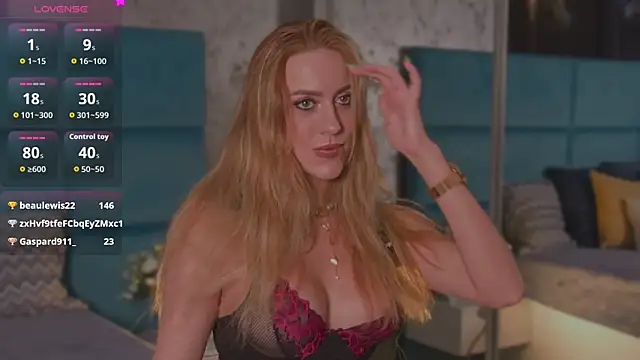 RockQueen A online show from October 14, 2025, 5:25 pm