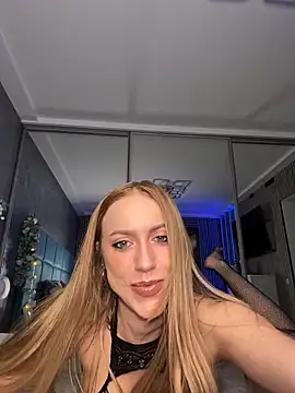 Snapshot of RockQueen_A chatting on March 3, 2026, 5:02 am RockQueen A online show from March 3, 2026, 5:02 am