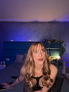 Snapshot of RockQueen_A chatting on April 14, 2026, 4:18 am RockQueen A online show from April 14, 2026, 4:18 am