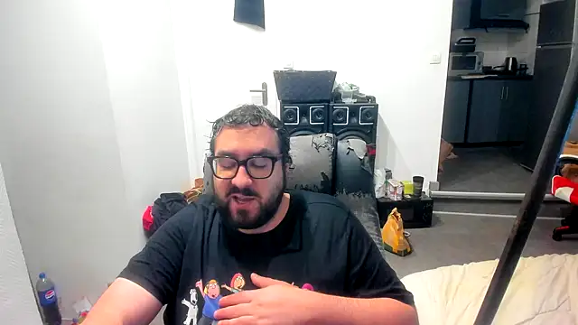 Snapshot of bears549a chatting on November 10, 2025, 4:00 am bears549a online show from November 10, 2025, 4:00 am