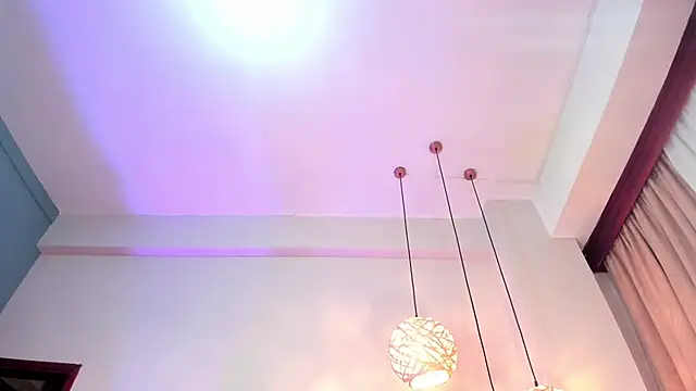 JupiteFox online show from February 5, 2026, 1:21 am