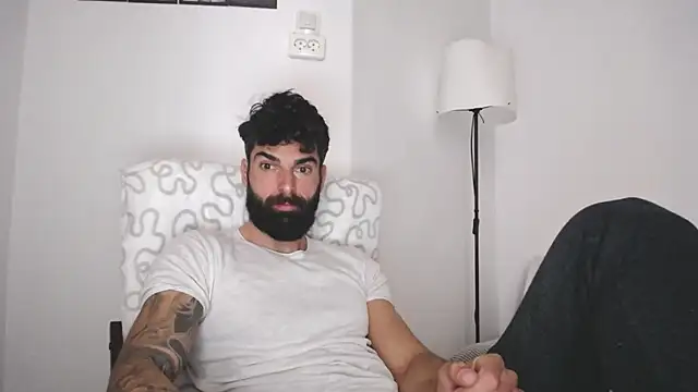 Verycutex online show from March 13, 2025, 7:20 am