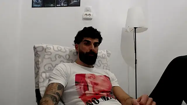 Verycutex online show from February 6, 2026, 1:25 pm