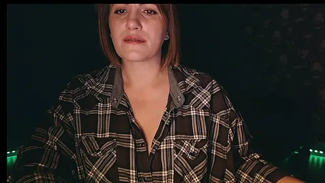 Snapshot of _letty_ chatting on February 15, 2026, 3:14 am letty online show from February 15, 2026, 3:14 am