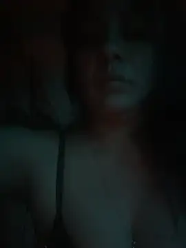 Aw ThROAt9 online show from April 12, 2026, 7:02 am