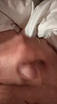 Snapshot of Slave_75 chatting on October 10, 2025, 8:19 pm Slave 75 online show from October 10, 2025, 8:19 pm