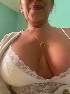 camelia3 online show from March 22, 2025, 11:53 am