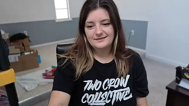 magicsparkles online show from March 30, 2026, 6:42 pm