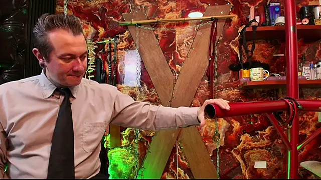 boy n girl online show from March 28, 2026, 10:59 am