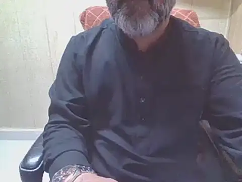 hairymaster95 online show from February 24, 2026, 7:06 am