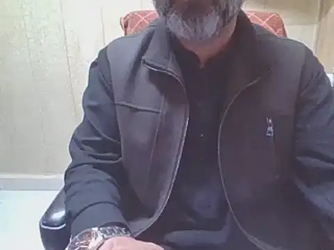 hairymaster95 online show from February 25, 2026, 7:40 am