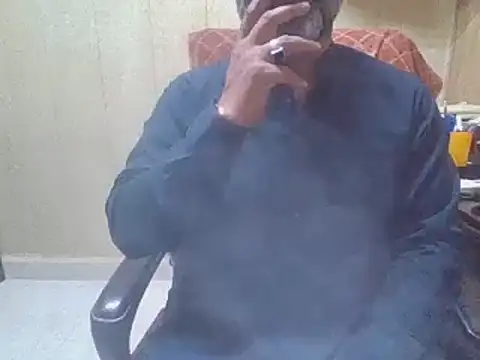 Snapshot of hairymaster95 chatting on May 25, 2026, 4:40 am hairymaster95 online show from May 25, 2026, 4:40 am