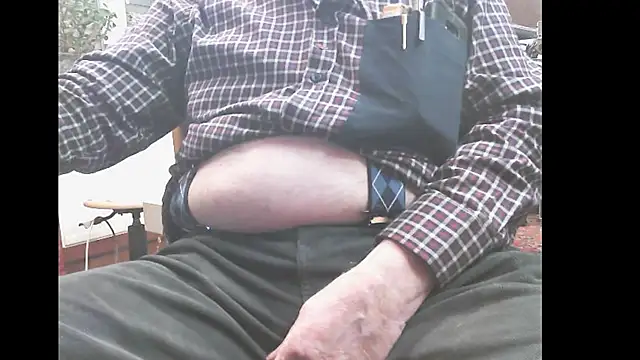 Snapshot of HaraldGermany chatting on January 7, 2026, 5:37 pm HaraldGermany online show from January 7, 2026, 5:37 pm