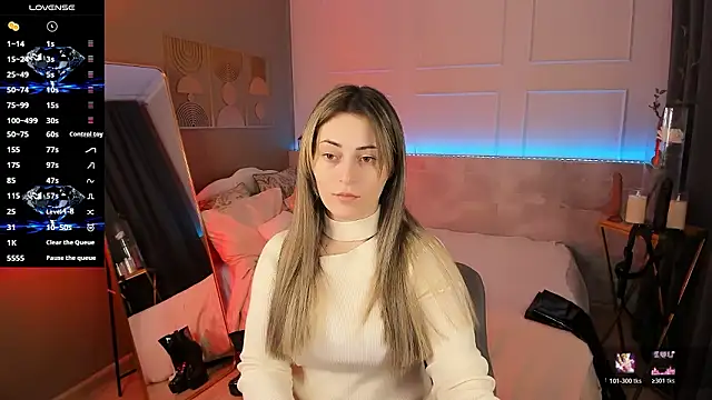 KylieMellow online show from February 22, 2026, 5:08 am