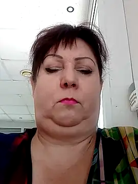 Snapshot of Milf4love50 chatting on July 9, 2026, 8:40 am Milf4love50 online show from July 9, 2026, 8:40 am
