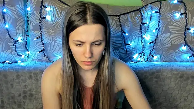 MaggieCake online show from February 13, 2025, 5:26 am