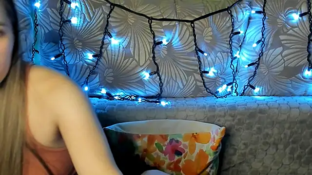 MaggieCake online show from February 15, 2025, 1:21 am