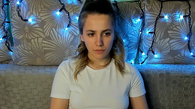 MaggieCake online show from March 8, 2026, 1:25 am