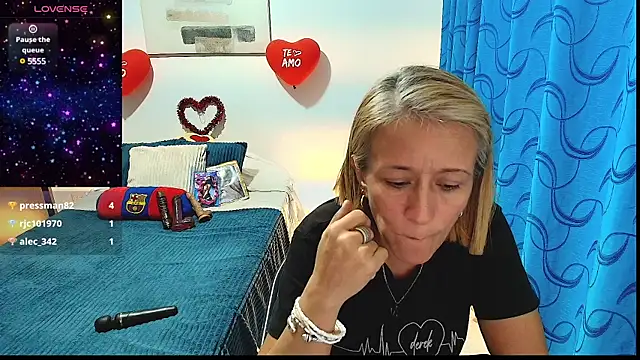 Naty Stone online show from February 17, 2025, 11:42 pm