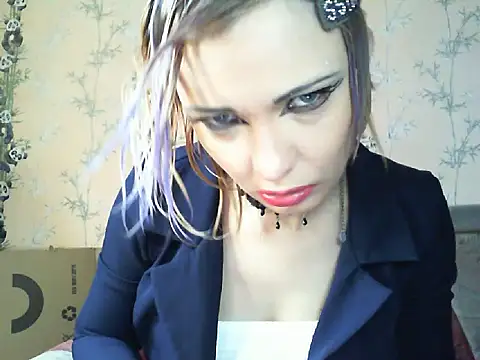 WildMissNiks online show from April 16, 2026, 6:58 am