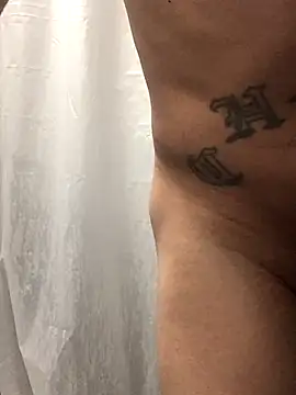 69RIPsta69 online show from October 6, 2025, 11:02 pm