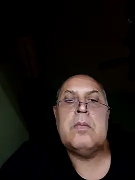 CLAUDIO AMOR online show from March 26, 2026, 1:55 am