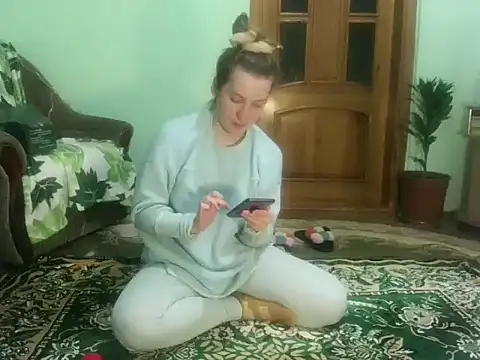 AngelTough20 online show from January 10, 2025, 11:18 pm