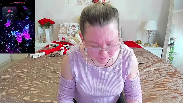 katysako online show from January 16, 2025, 9:51 pm