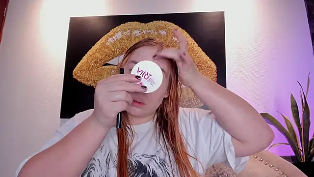 Snapshot of hannamartinn chatting on October 27, 2025, 3:38 pm hannamartinn online show from October 27, 2025, 3:38 pm