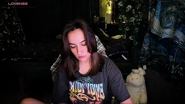 Selbi Paine online show from December 12, 2024, 11:47 pm