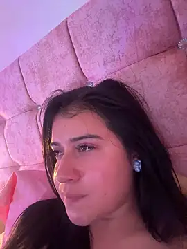 Snapshot of KallyMyller1 chatting on December 14, 2024, 1:39 am KallyMyller1 online show from December 14, 2024, 1:39 am