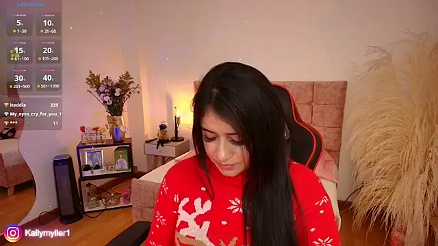 Snapshot of KallyMyller1 chatting on December 24, 2024, 6:39 pm KallyMyller1 online show from December 24, 2024, 6:39 pm