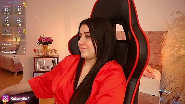 Snapshot of KallyMyller1 chatting on January 2, 2025, 10:44 pm KallyMyller1 online show from January 2, 2025, 10:44 pm