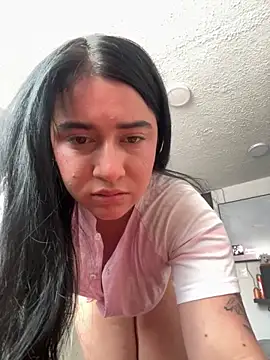 Snapshot of KallyMyller1 chatting on November 4, 2025, 7:24 pm KallyMyller1 online show from November 4, 2025, 7:24 pm