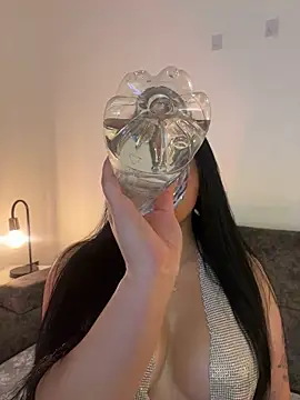 KallyMyller1 online show from April 14, 2026, 7:42 pm