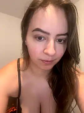 eleonoree online show from November 18, 2025, 8:13 pm