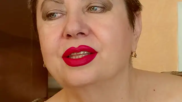 Snapshot of LadyPosh chatting on June 25, 2026, 9:30 pm LadyPosh online show from June 25, 2026, 9:30 pm