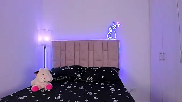 DannaTeen online show from February 25, 2025, 6:53 pm