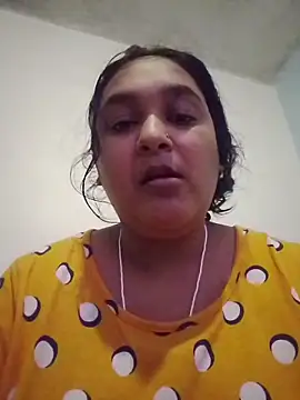 Snapshot of Indianbloom- chatting on February 7, 2026, 10:08 am Indianbloom- online show from February 7, 2026, 10:08 am