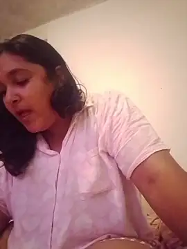 Snapshot of Indianbloom- chatting on February 21, 2026, 9:43 am Indianbloom- online show from February 21, 2026, 9:43 am