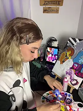 Littlebunny21 online show from December 6, 2024, 1:40 am